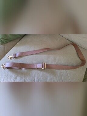 Adjustable Leather Crossbody Strap in Dusty Rose